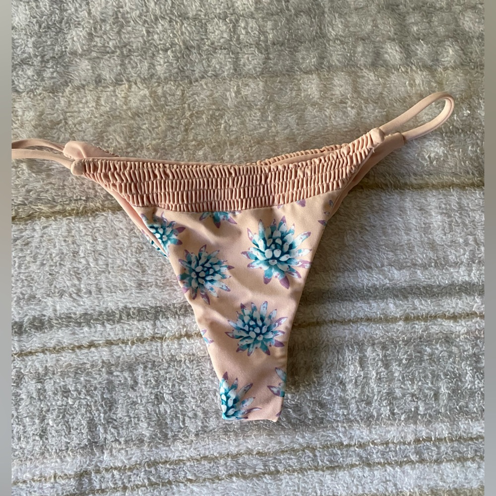 Tori Praver Medium bottoms!